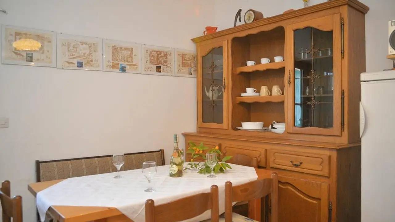 Cały apartament wypoczynkowy, Apartament wakacyjny dla 4 osób z taras in Vodice, Żupania szybenicko-knińska