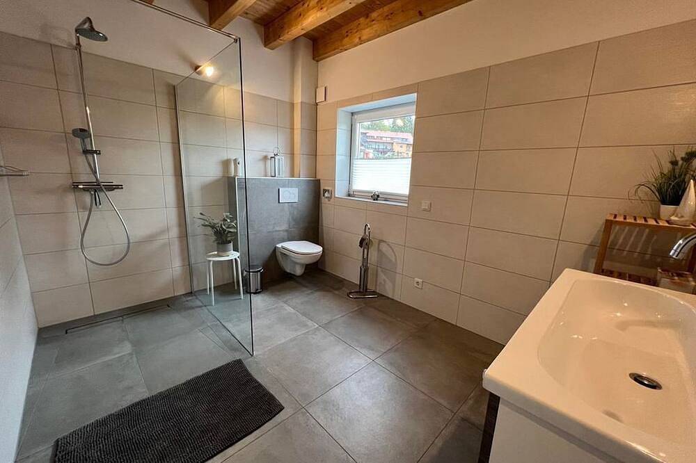 Ganze Wohnung, Schwarze Eule Ferienwohnung - Appartement/Fewo, Dusche, Wc, 1 Schlafraum in Beckingen, Saar-Nahe-Bergland
