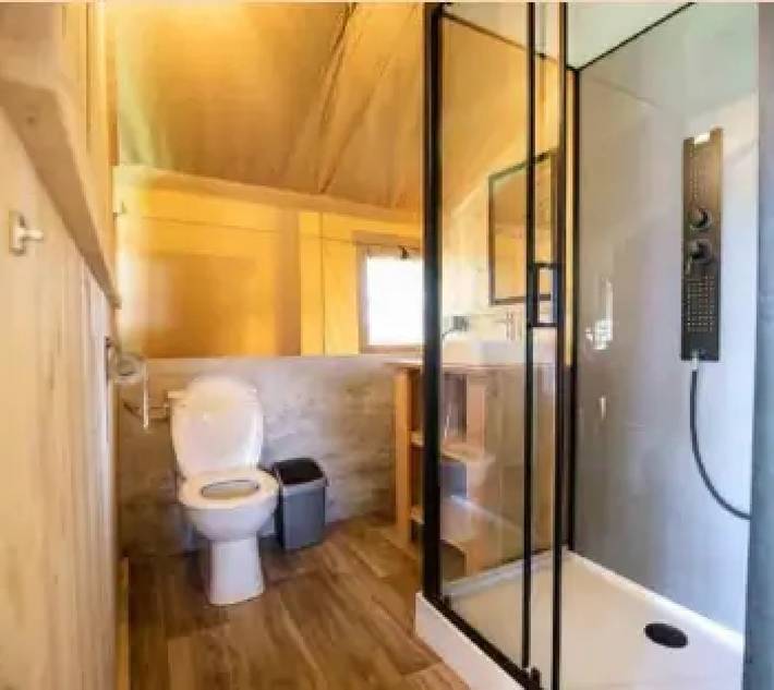 Gîte pour 4 personnes, avec sauna ainsi que bassin pour enfant et jacuzzi à Saint-Trojan-les-Bains - 4