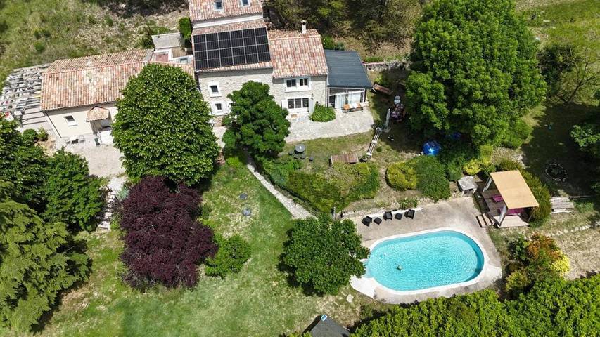 Appartement de vacances pour 2 personnes, avec Terrasse ainsi que Jardin et Piscine