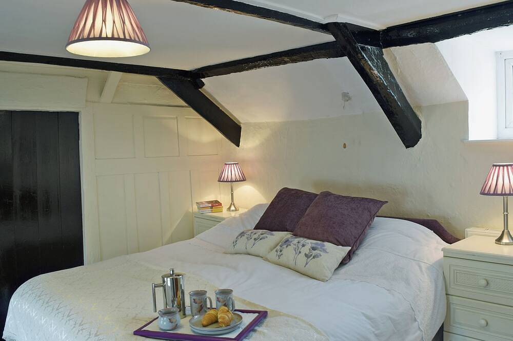 3 bedroom accommodation in Aberporth, near Cardigan in Aberporth, Cardigan Bay
