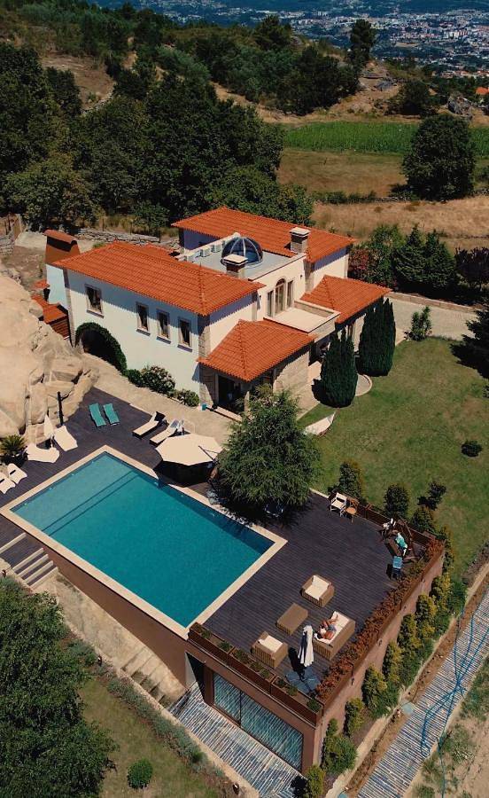 Casa de férias para 8 pessoas, com Varanda e Jacuzzi e ainda Terraço and Jardim em Vila Real (Cidade)