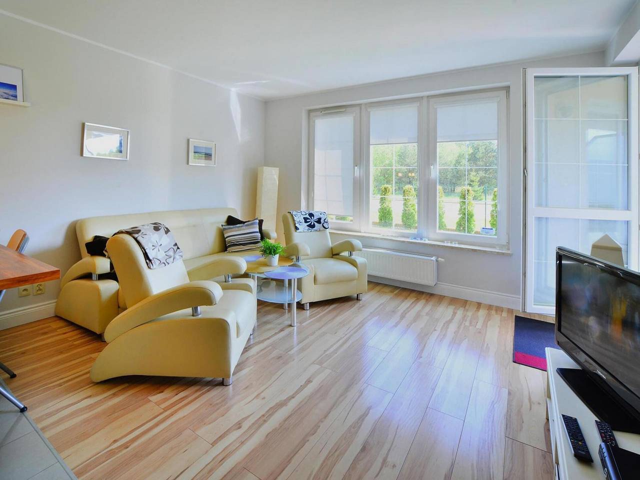 Cały apartament, Komfortowy apartament wakacyjny, parter, balkon in Grzybowo, Morze Bałtyckie