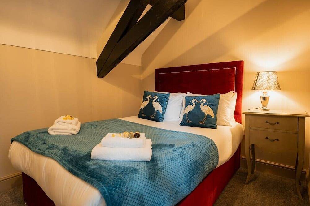 Well Decorated Home | Charming Village Location in Tarvin, West Cheshire und Chester