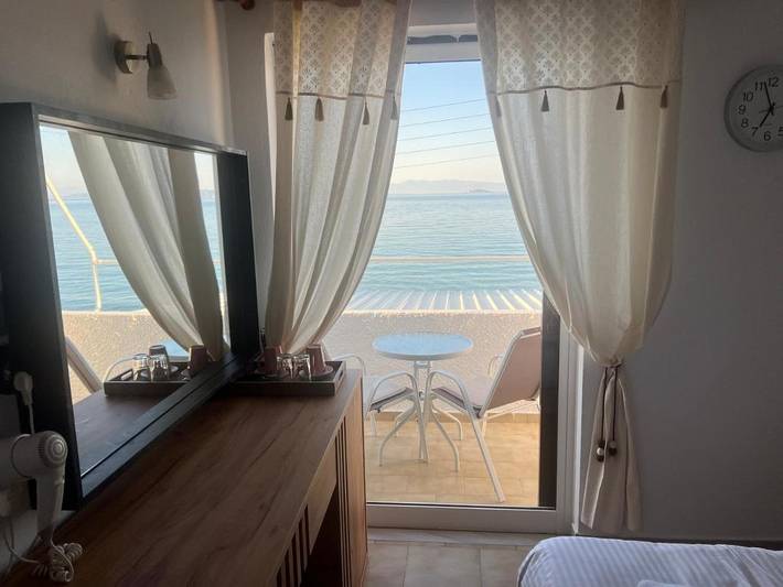 Hôtel pour 3 personnes, avec jardin et vue dans Agistri - 2