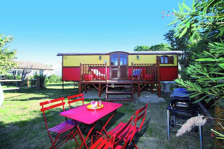 Location de vacances pour 2 personnes, avec Terrasse et Piscine dans Bac du sauvage - 4