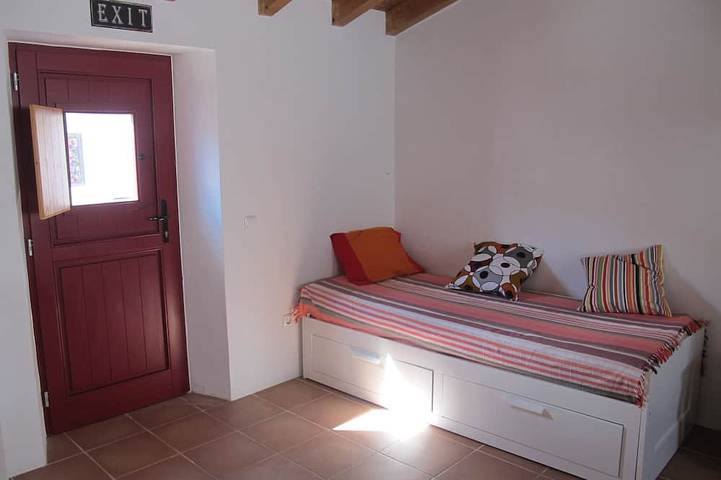 Location de vacances pour 4 personnes, avec jardin et terrasse à Odeceixe - 2