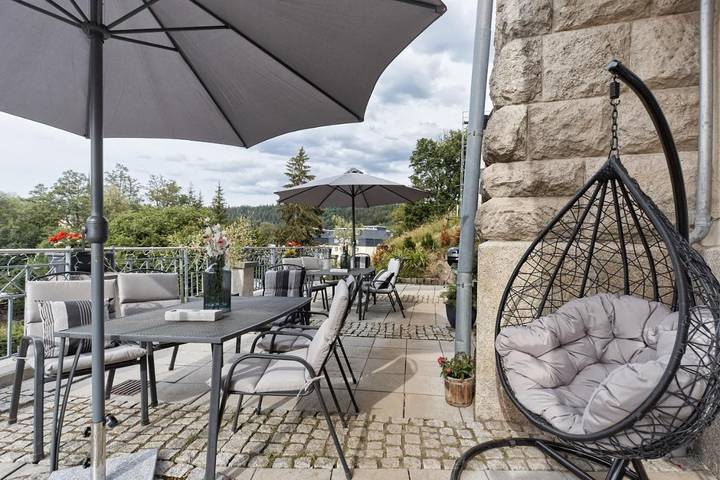 Ferienwohnung für 2 Personen, mit Terrasse und Garten sowie Ausblick