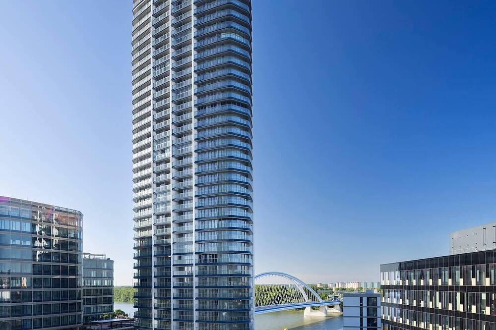 Ganze Wohnung, Charming 1-bedroom apartment in enchanting Bratislava with Wifi, Ac and Parking. in Bratislava, Bratislava und Umgebung