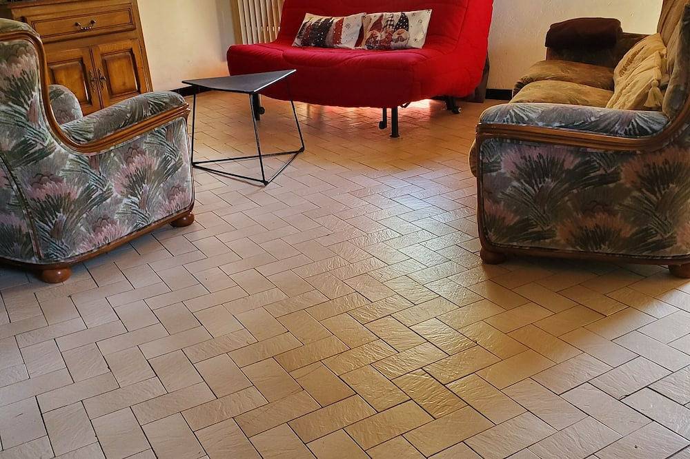 Apartamento entero, Apartment in Laguiole sur l' Aubrac  in Laguiole (Aveyron), Macizo Central