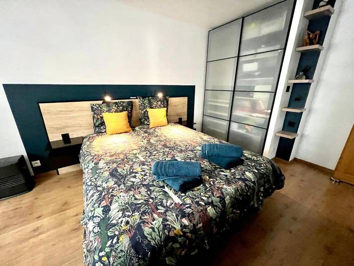 Location de vacances pour 8 personnes, avec jardin ainsi que piscine et terrasse à Rédené - 4