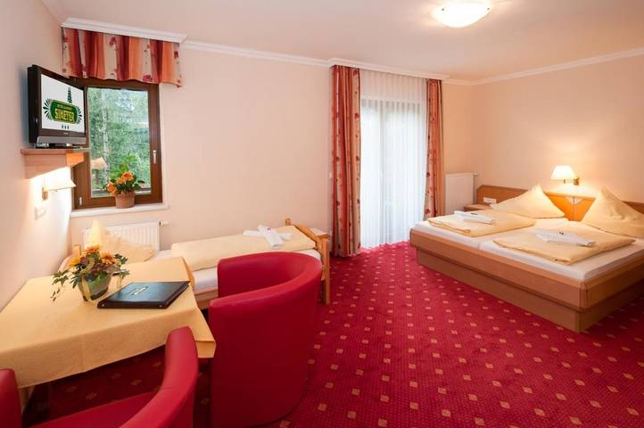 Hotel, mit Balkon und Terrasse sowie Garten und Sauna in Spittal an der Drau - 4