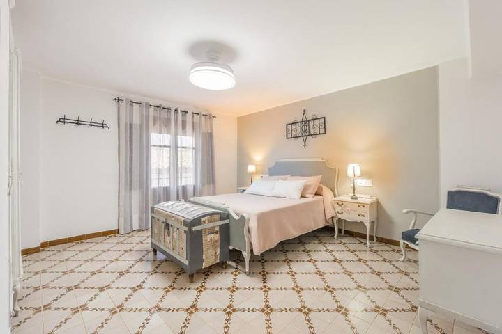 Casa rural para 13 personas, con vistas y jardín, Se admiten mascotas en Comarca de Teruel - 2