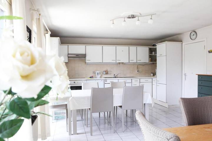 Ferienhaus für 8 Personen, mit Ausblick und Garten - 1