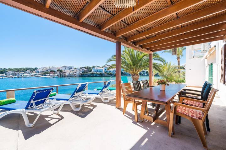 Finca für 12 Personen, mit Terrasse in Portopetro