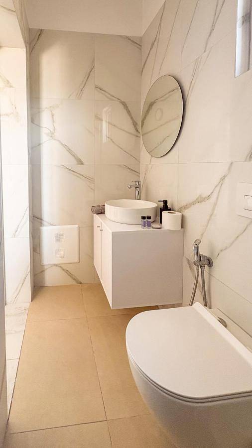 Chambre d’hôte pour 2 personnes, avec vue ainsi que balcon et jardin à Himarë - 3