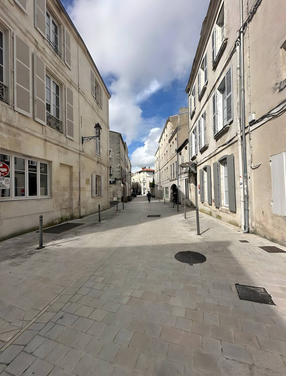Le Repaire del Puerto: Alojamiento Único en el Corazón de la Acción in La Rochelle, Región de La Rochelle
