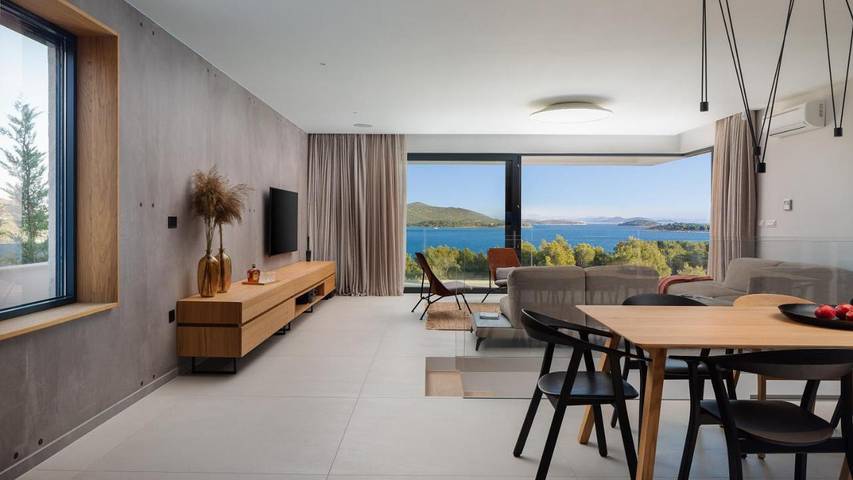 Villa pour 9 personnes, avec piscine et jardin ainsi que sauna et vue, animaux acceptés à Jezera - 4