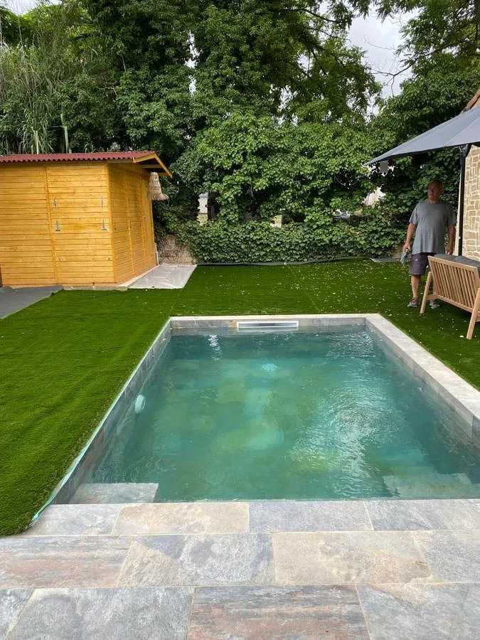 Chalet para 9 personas, con piscina y terraza - 1