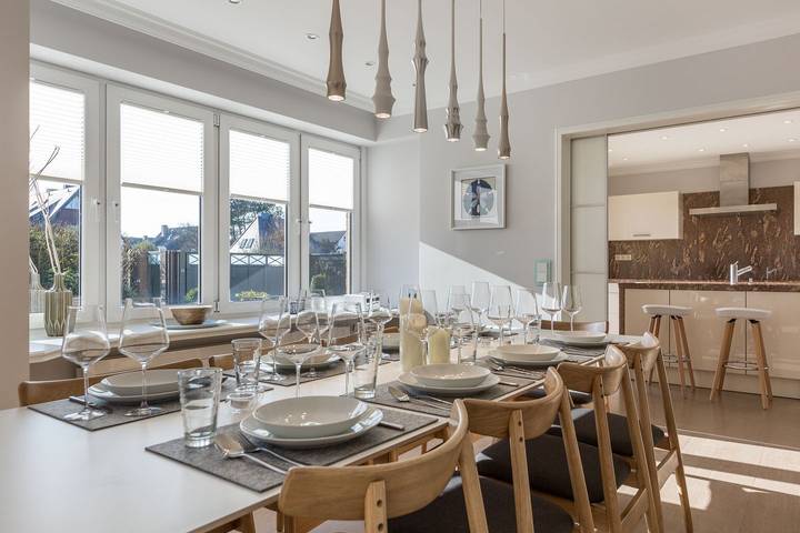 Ferienhaus für 9 Personen, mit Terrasse und Garten sowie Sauna in Wenningstedt - 3