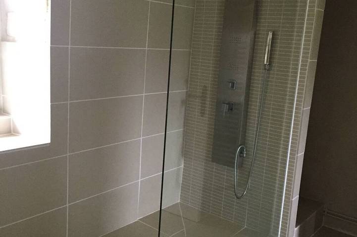 Gîte pour 7 personnes, avec jardin à Ménéac - 4