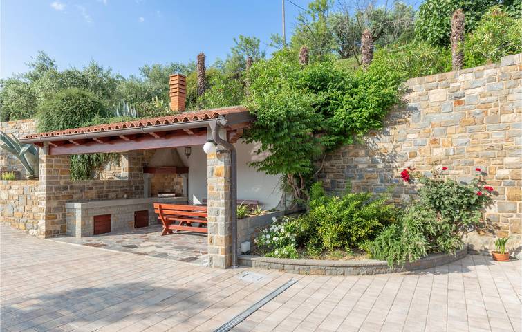 Ferienwohnung für 4 Personen, mit Terrasse und Garten in Piran - 3