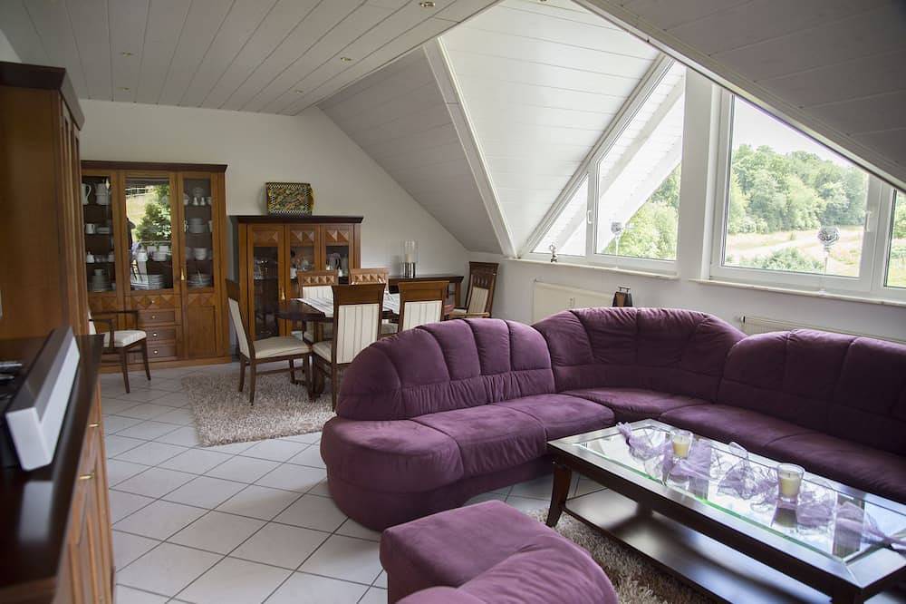 Ganze Wohnung, Ferienwohnung Taunustraum in Hohenstein Untertaunus (Rheingau-Taunus-Kreis) in Steckenroth, Hohenstein