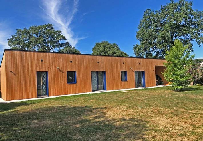 Gîte pour 25 personnes, avec jardin et terrasse