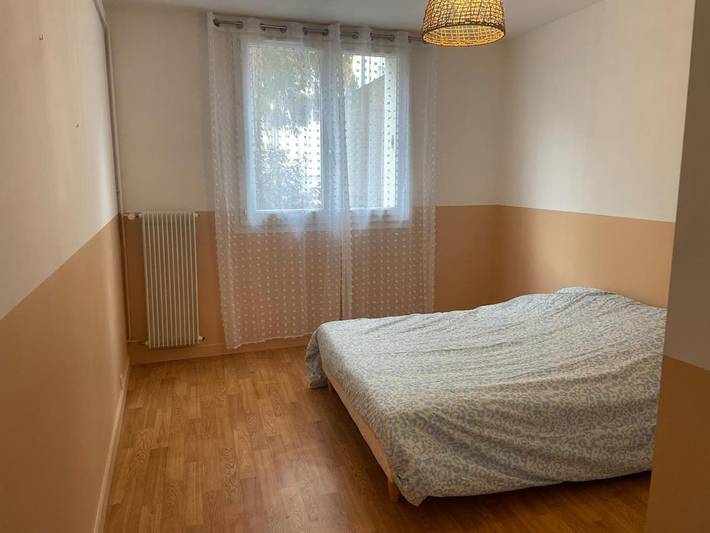 Gîte pour 5 personnes, avec vue et balcon, animaux acceptés à Espaly-Saint-Marcel - 4
