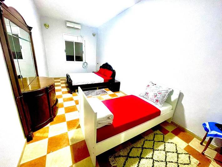 Appartement de vacances pour 5 personnes, avec vue et piscine ainsi que balcon et jardin