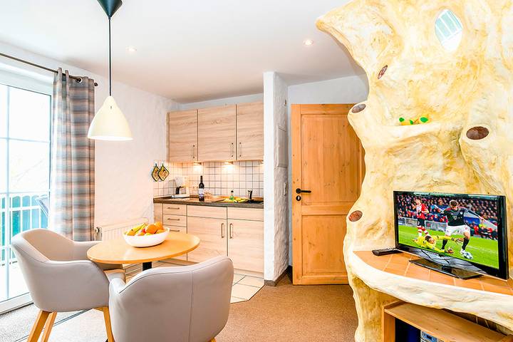 Ferienwohnung für 2 Personen, mit Sauna und Balkon, mit Haustier in Prerow - 2