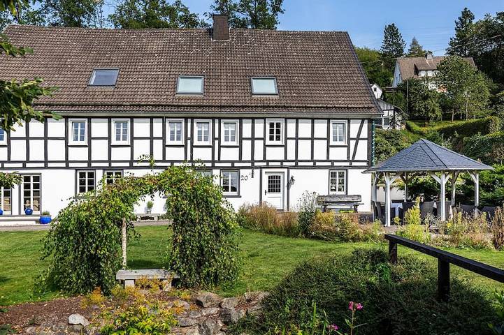 Ferienhaus für 12 Personen, mit Terrasse und Garten, mit Haustier in Schmallenberg