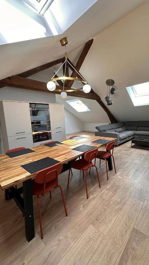 Gîte pour 4 personnes, avec jardin à Longwy