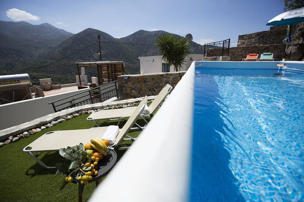 Immerse Yourself in the Breathtaking Terrace View and Refreshing  Pool Bliss! in North Crete
