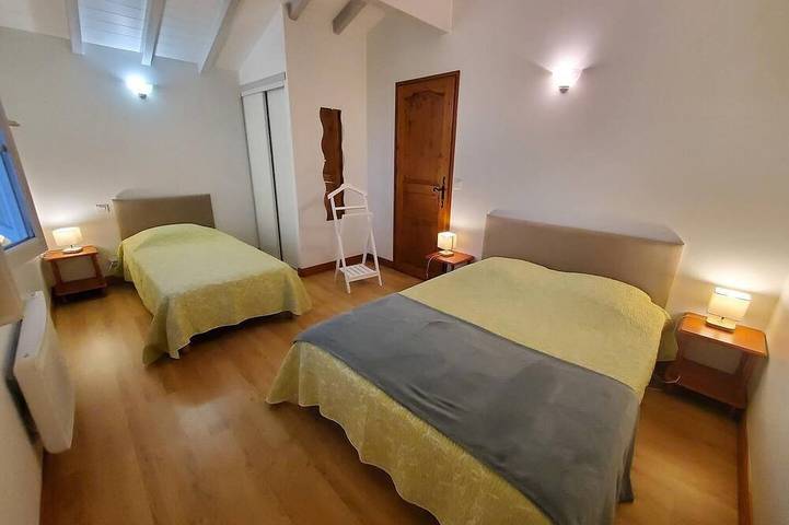 Location de vacances pour 5 personnes, avec jardin à Mendionde - 3