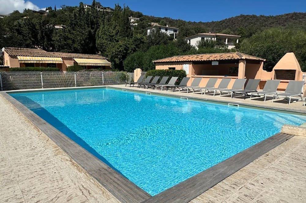 Mini-villa avec piscine (2 à 4 pers) à 400m de la plage, Tarco - Corse du Sud in Conca, Arrondissement de Sartène