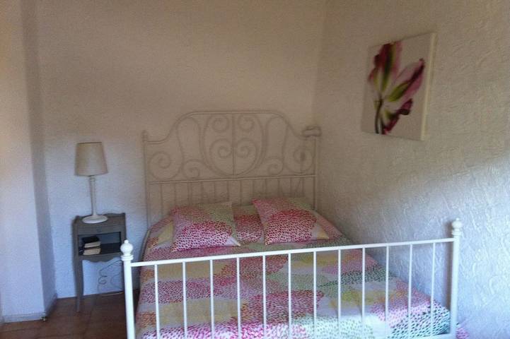 Location de vacances pour 6 personnes, avec jardin et terrasse à Poulx - 3