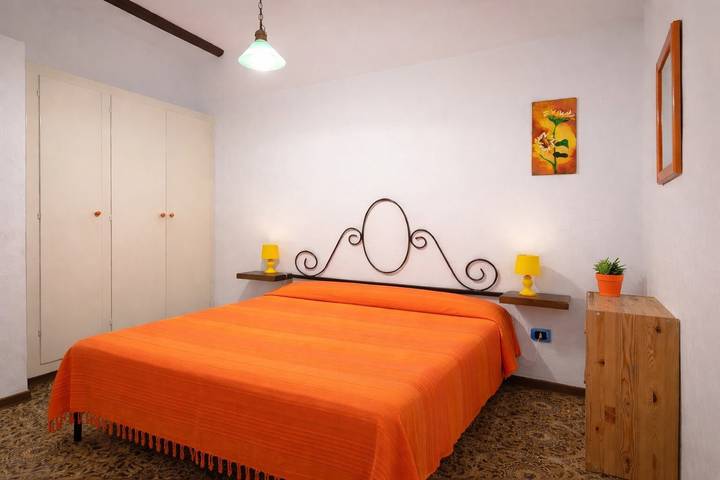 Ferienwohnung für 5 Personen, mit Garten und Kinderpool