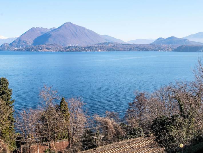 Ferienwohnung für 4 Personen, mit Seeblick und Balkon sowie Garten in Comune di Stresa - 4