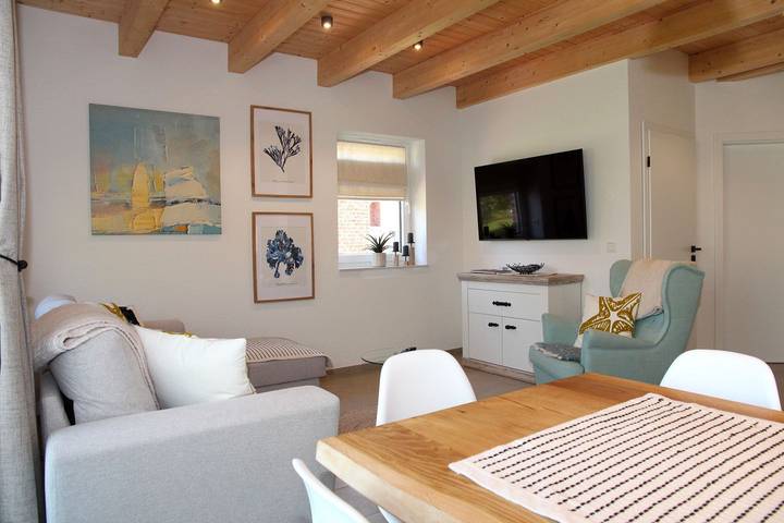 Ferienhaus für 6 Personen, mit Terrasse und Garten sowie Ausblick in Eilsum - 3
