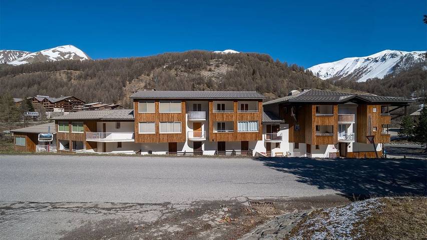 Location de vacances pour 5 personnes, avec balcon à Allos