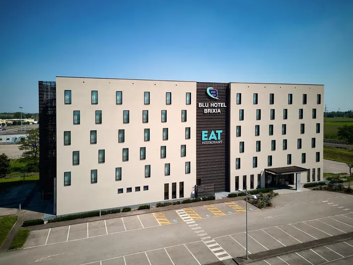 Hotel per 3 persone, con giardino - 1