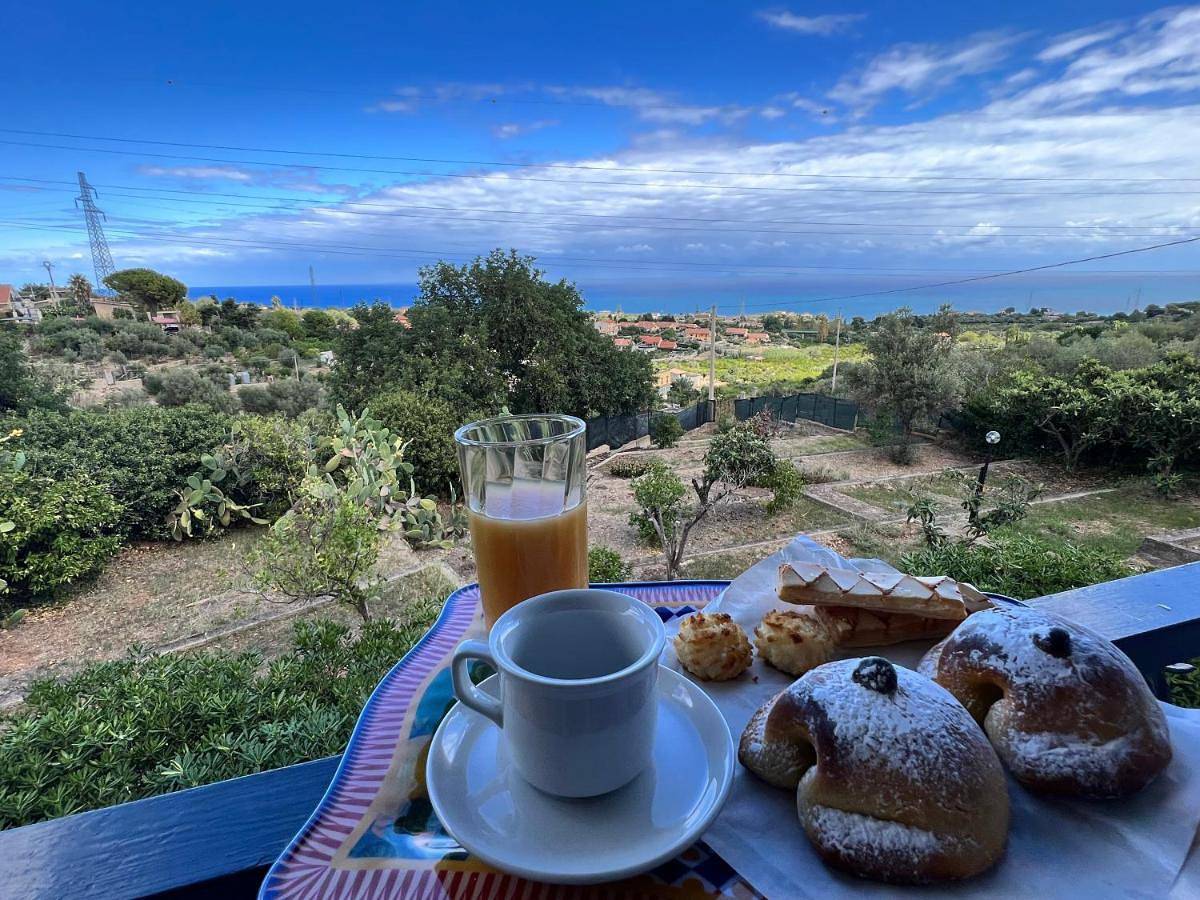 Villa La Terrazza Sul Mare di Trabia - Location fra Palermo e Cefalù in Trabia, Provincia di Palermo