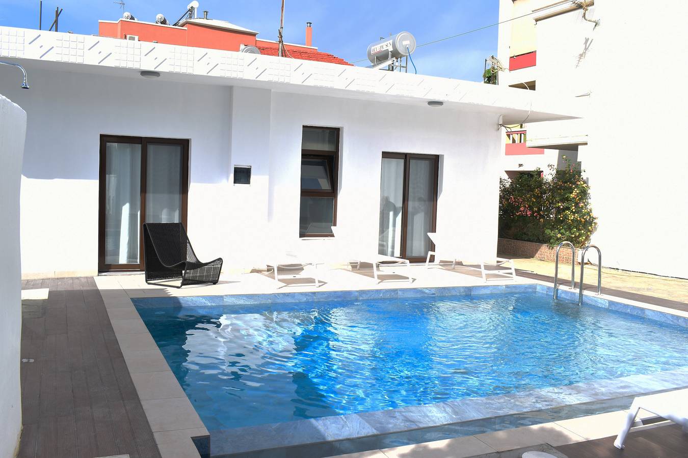 Villa 'Luxsuites' with Sea View, Wi-Fi and Air Conditioning in Chania region