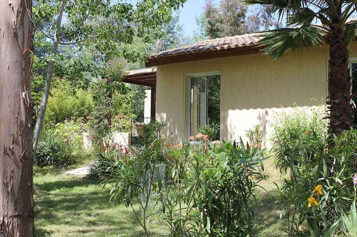 Location de vacances pour 4 personnes, avec Terrasse et Jardin à Cargèse - 4