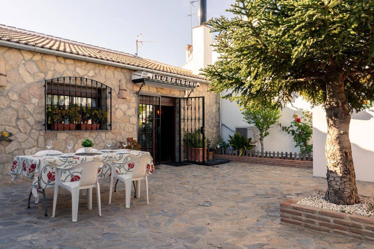 Three-Bedroom House in Cuevas del Becerro, Province de Málaga