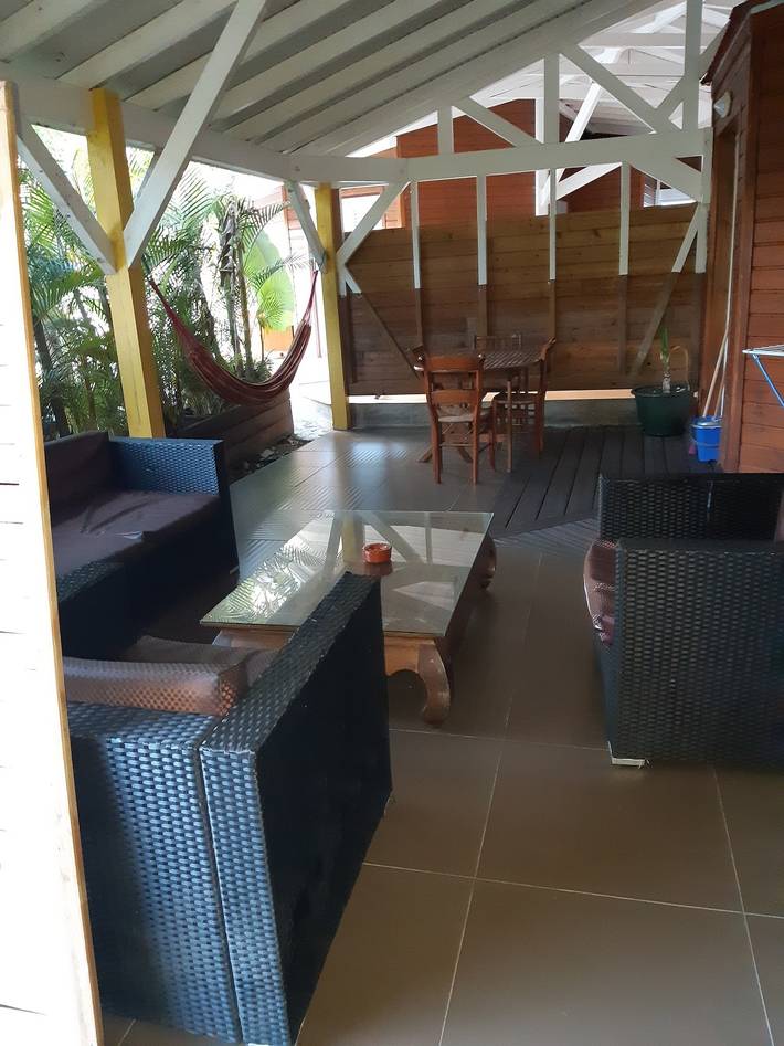 Bungalow pour 4 personnes, avec terrasse et piscine