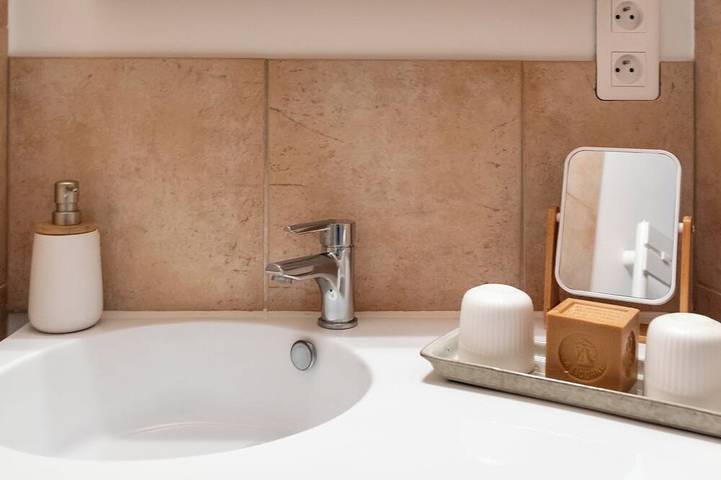 Charming house in camargue jacuzzi sauna and private pool in Vauvert, Costa mediterránea (Francia)