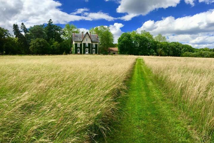 Villa pour 14 personnes, avec vue sur le lac ainsi que vue et jardin, animaux acceptés