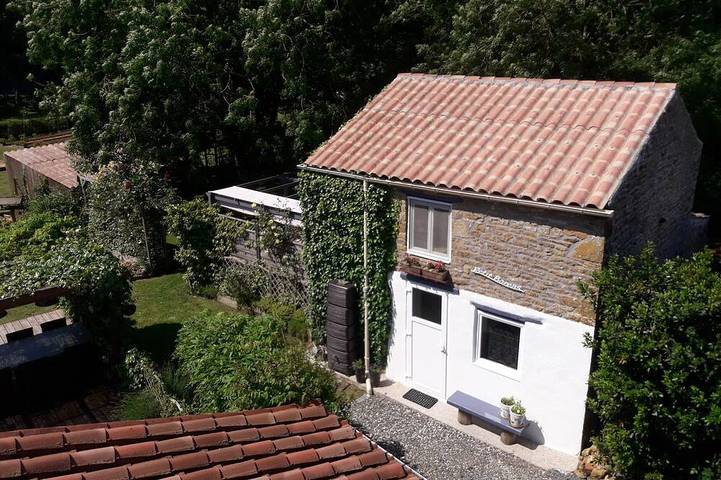 Gîte pour 5 personnes, avec jardin et terrasse